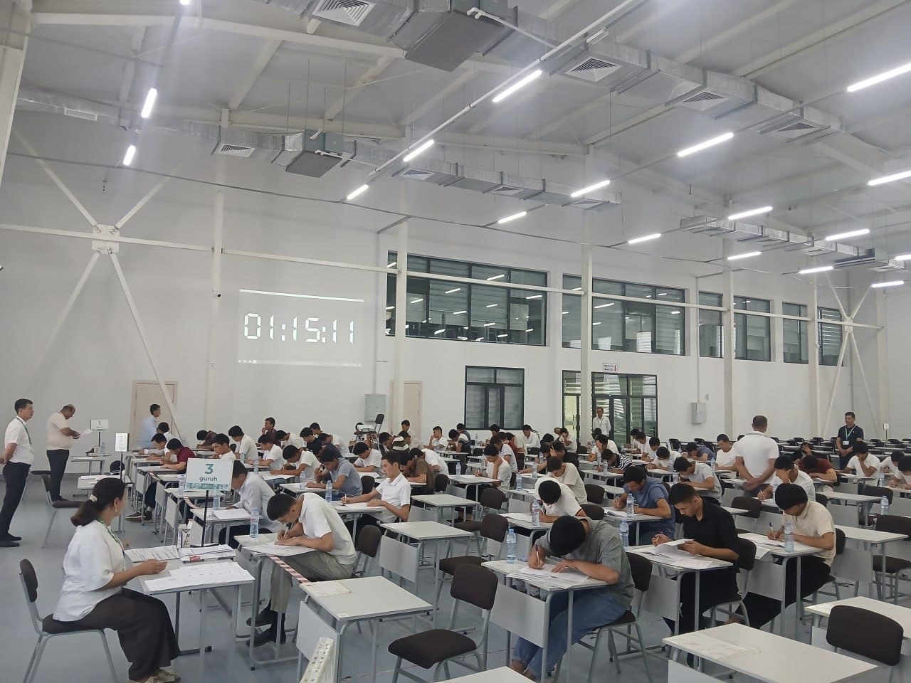 Harbiy aloqa institutiga qabul testlari: 500 nafardan ortiq nomzod ishtirok etdi
