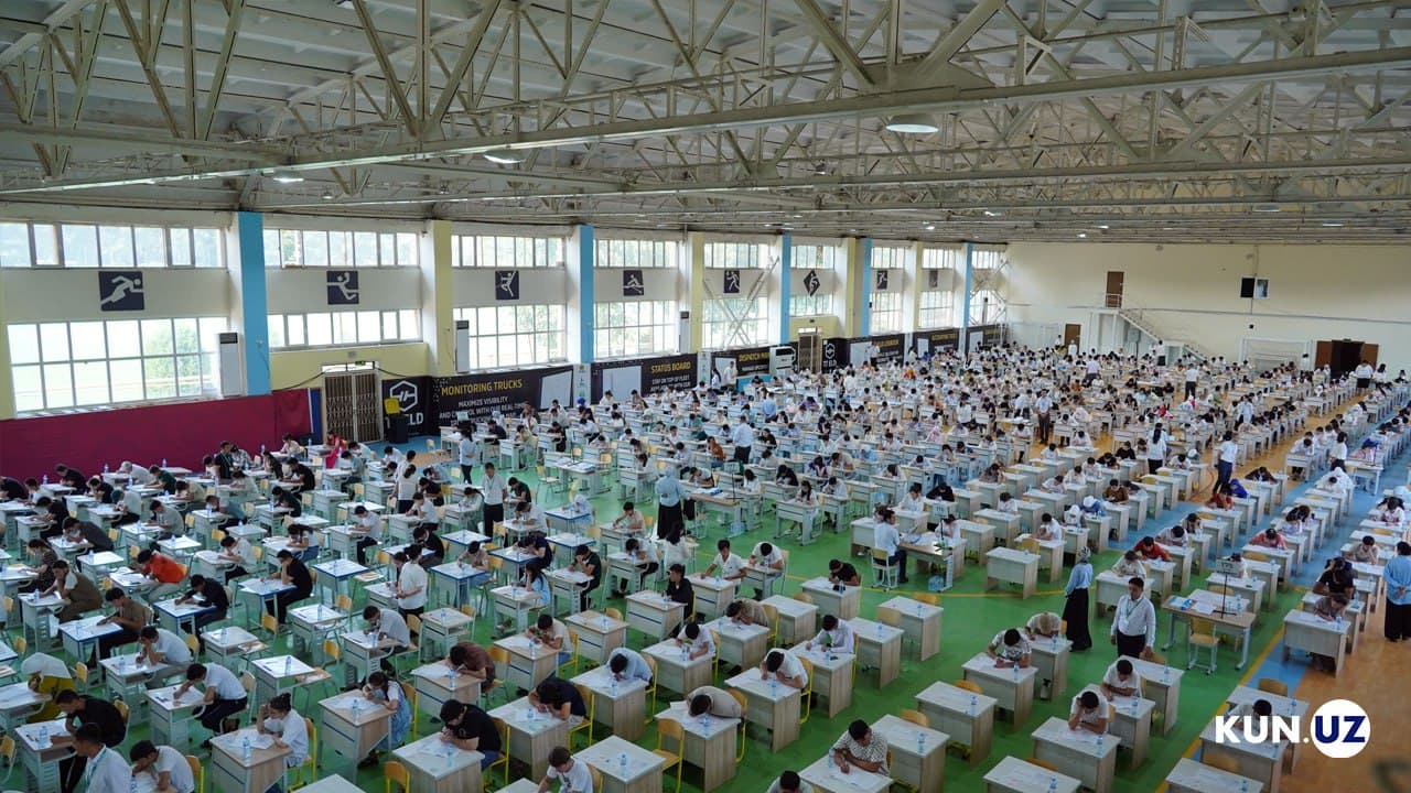 Test qoidalarini buzgan abituriyentlar testdan chiqarildi