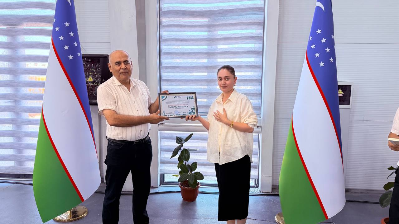 Test sinovlarida faol qatnashgan nazoratchilar taqdirlandi
