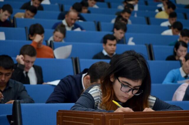 Nodavlat oliygoh talabalari uchun moddiy yordam beriladi